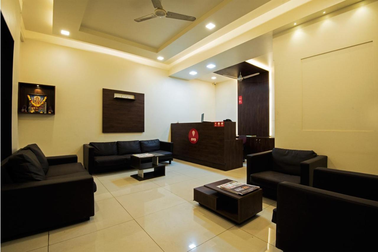 Oyo 1065 Hotel Hmr Royal Inn プネ エクステリア 写真