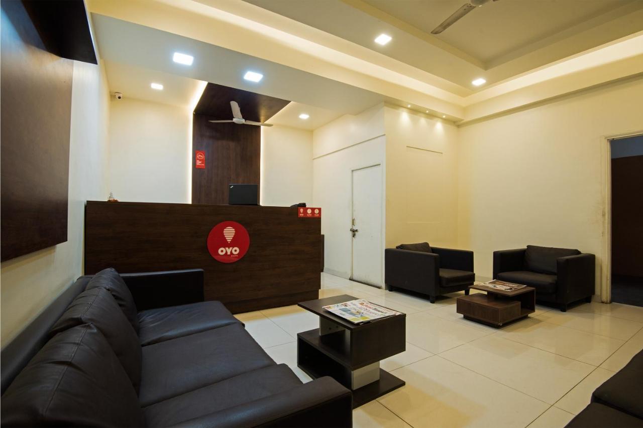 Oyo 1065 Hotel Hmr Royal Inn プネ エクステリア 写真